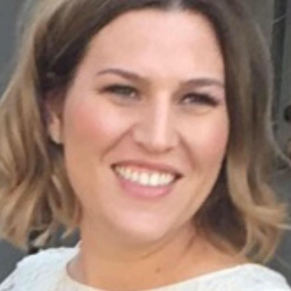 Meet your Posher, Julie